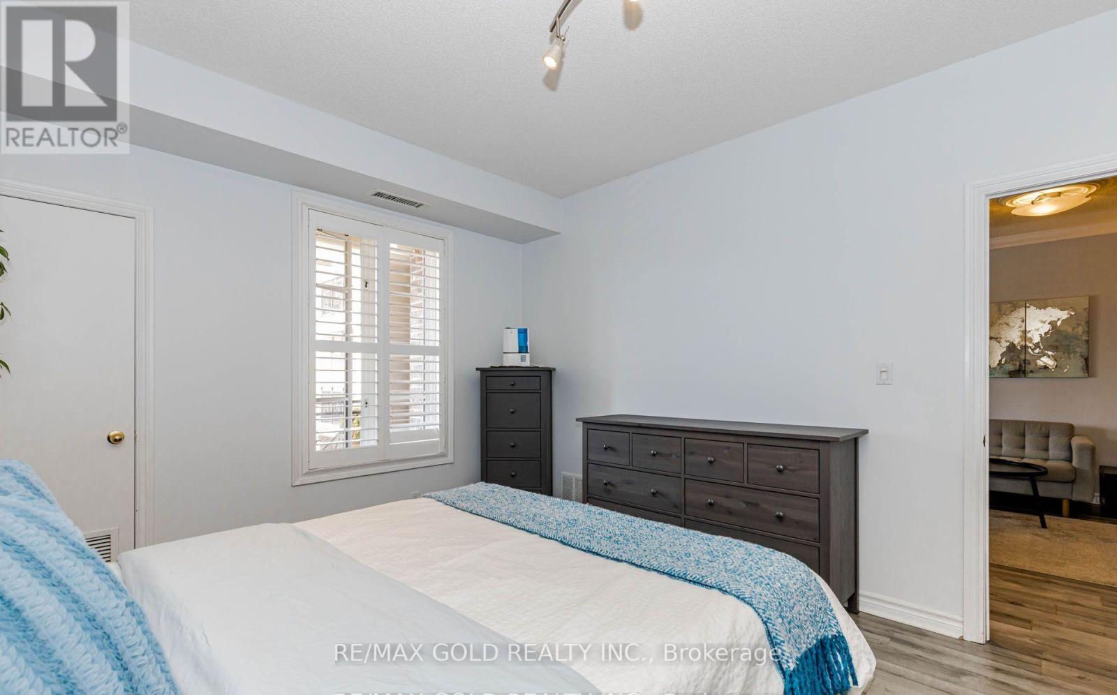 223 - 3351 Cawthra Road, Mississauga, Ontario  L5A 4N5 - Photo 32 - W13249862