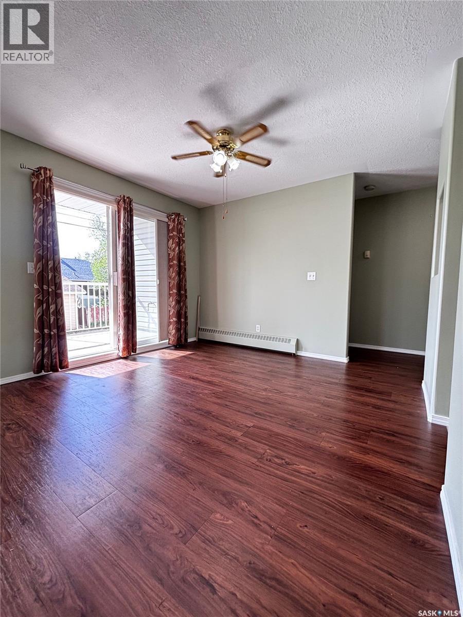 102 1202 1st Avenue Nw, Moose Jaw, Saskatchewan  S6H 3N6 - Photo 12 - SK038396