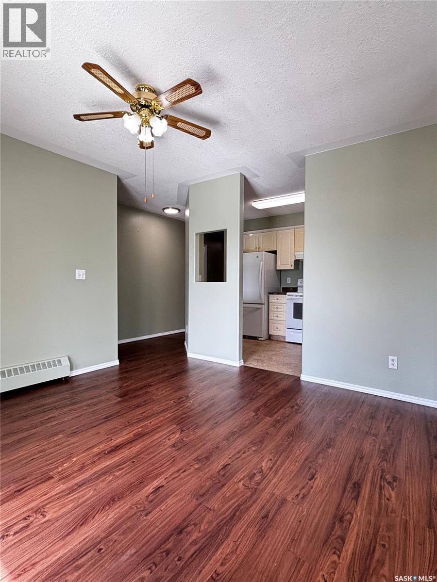 102 1202 1st Avenue Nw, Moose Jaw, Saskatchewan  S6H 3N6 - Photo 13 - SK038396