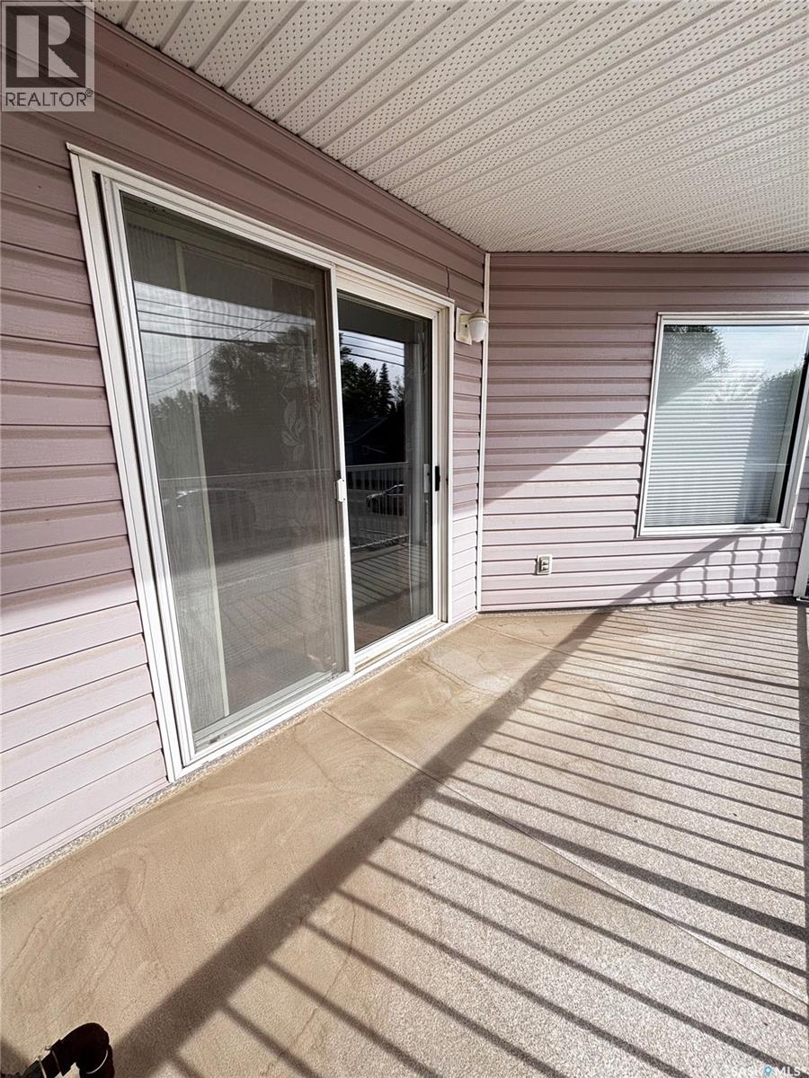 102 1202 1st Avenue Nw, Moose Jaw, Saskatchewan  S6H 3N6 - Photo 25 - SK038396