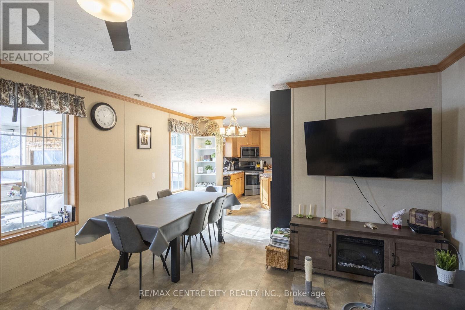 13875 Gosnell Line, Chatham-Kent, Ontario N0P 1T0 - Photo 33 - X13410094