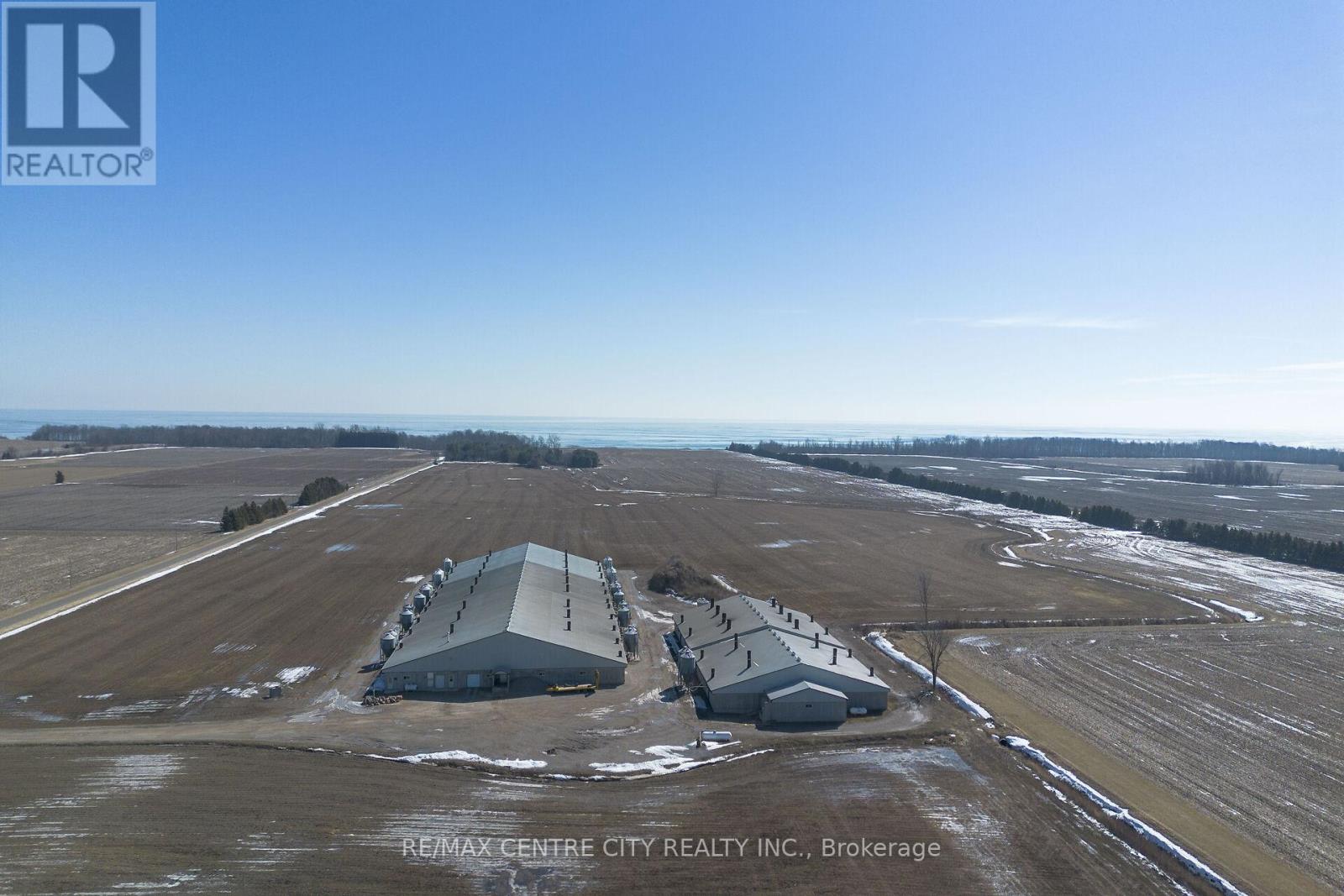 18692 Palmyra Road, Chatham-Kent, Ontario N0P 2C0 - Photo 10 - X13410096
