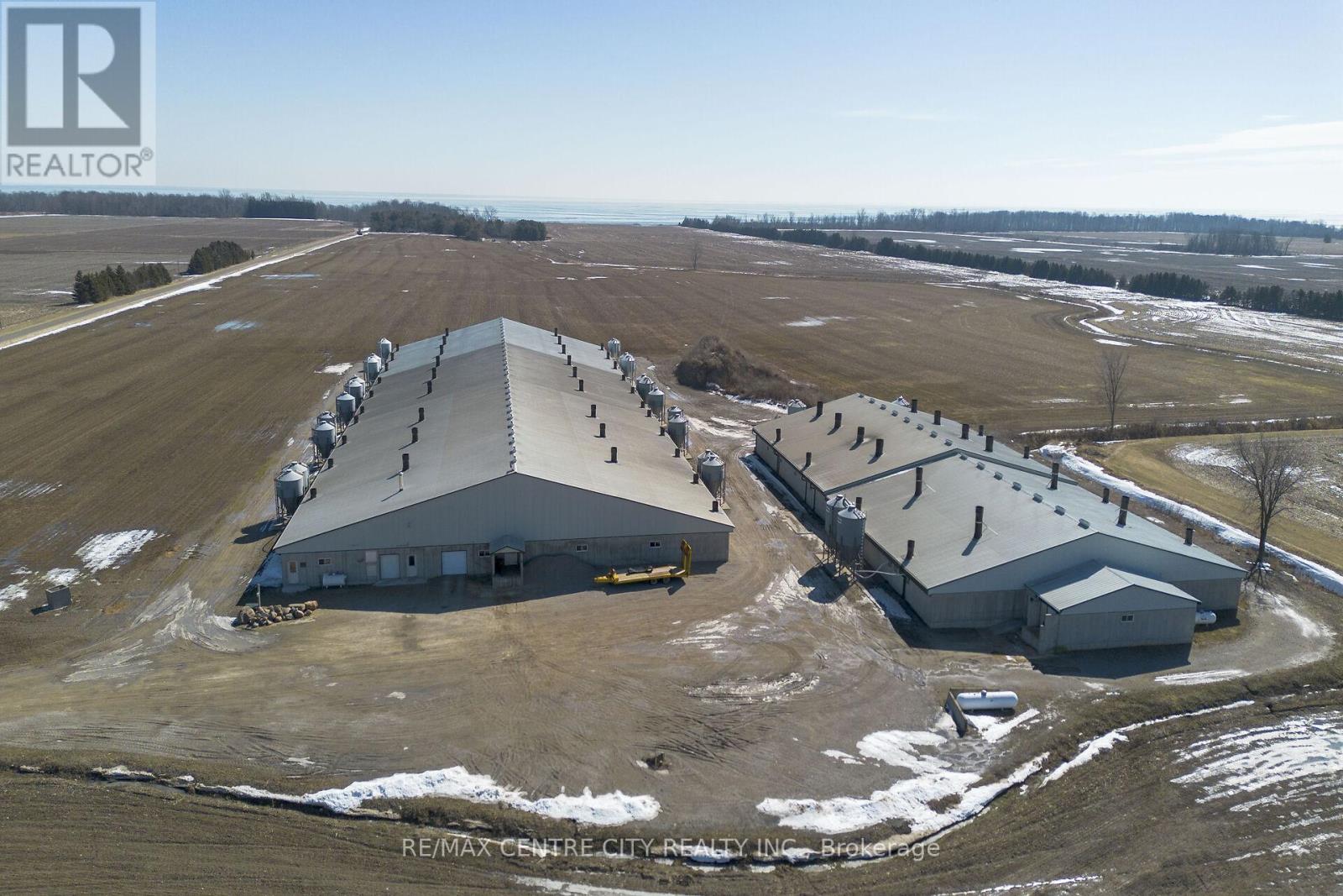 18692 Palmyra Road, Chatham-Kent, Ontario N0P 2C0 - Photo 21 - X13410096