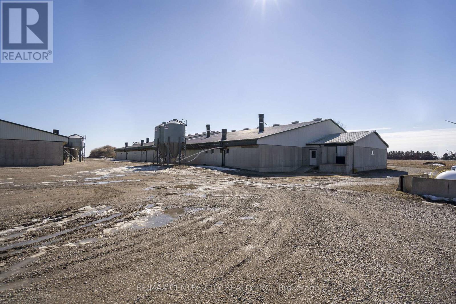 18692 Palmyra Road, Chatham-Kent, Ontario N0P 2C0 - Photo 29 - X13410096