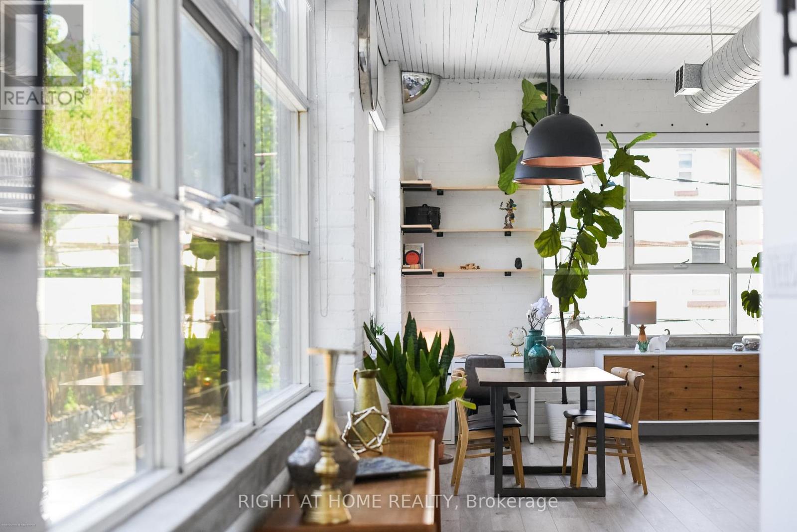 218 - 365 Dundas Street E, Toronto, Ontario  M5A 4R9 - Photo 7 - C13410072