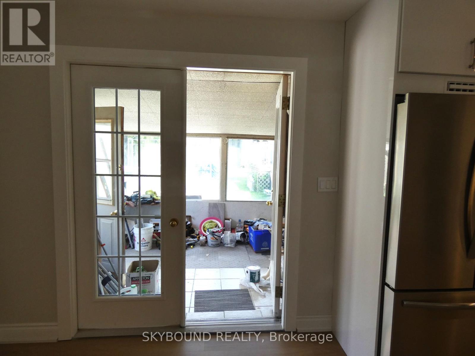 1 - 98 Barton Street, Milton, Ontario  L9T 1C9 - Photo 10 - W13410034