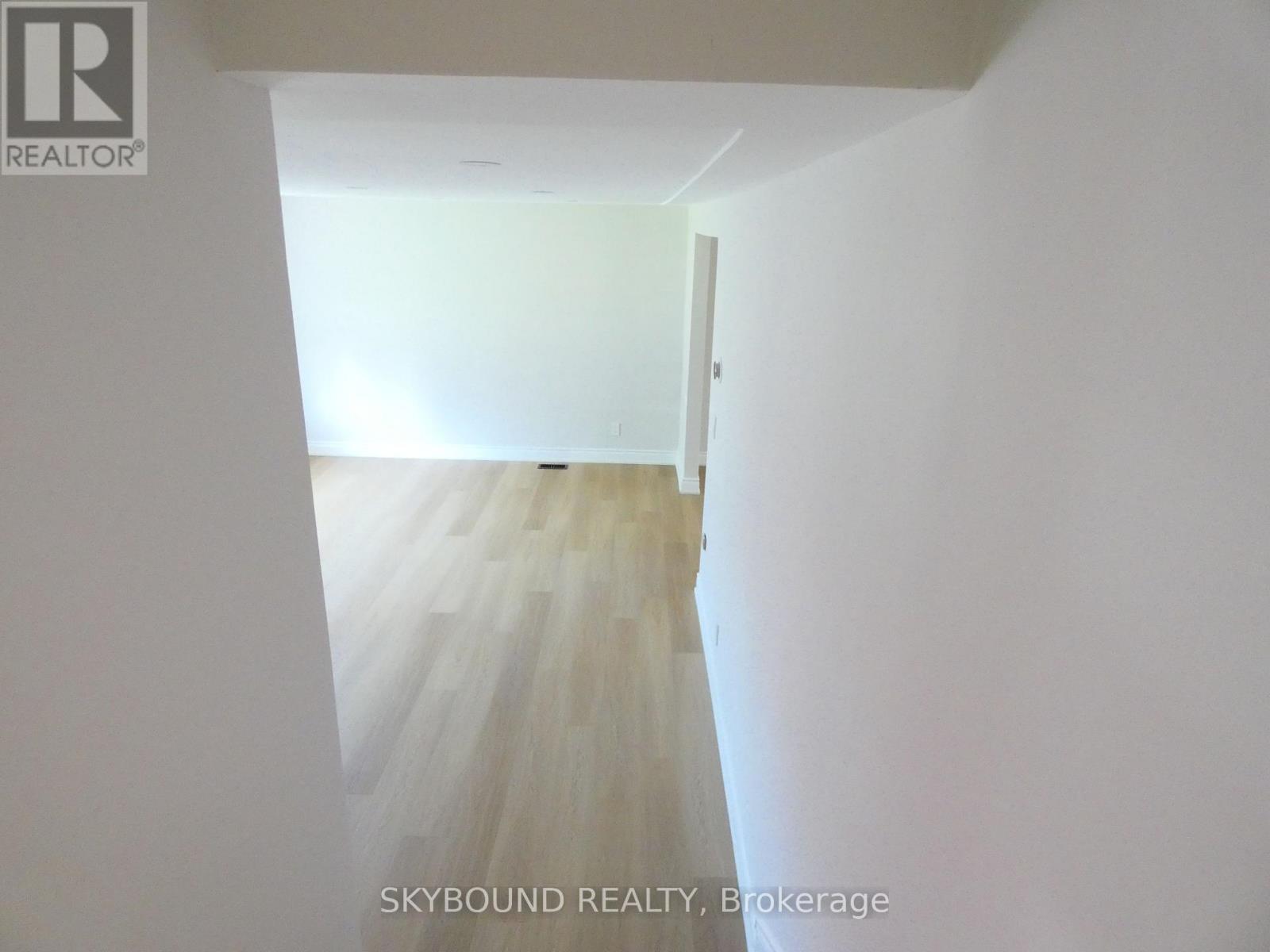 1 - 98 Barton Street, Milton, Ontario  L9T 1C9 - Photo 21 - W13410034