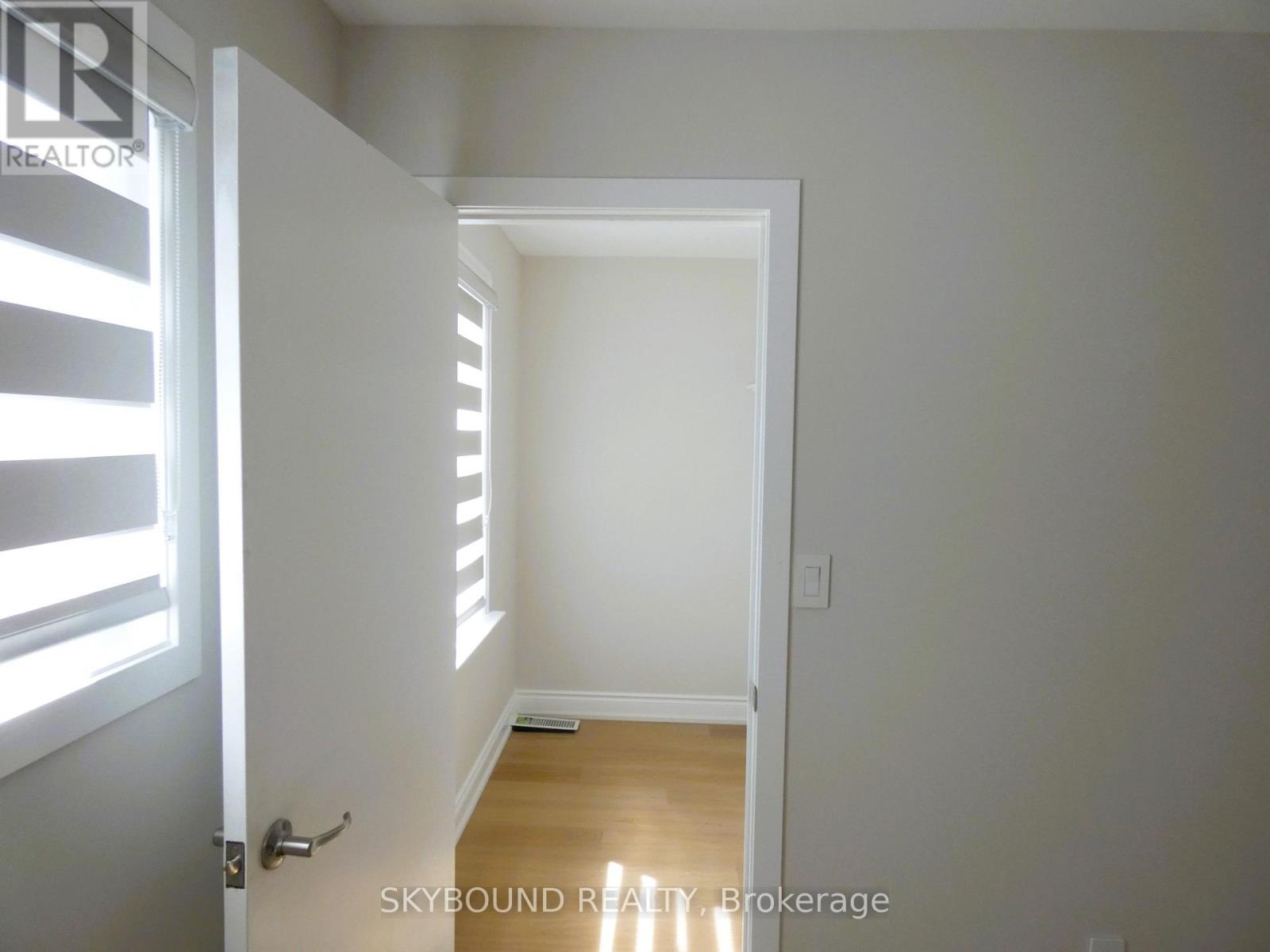 1 - 98 Barton Street, Milton, Ontario  L9T 1C9 - Photo 17 - W13410034