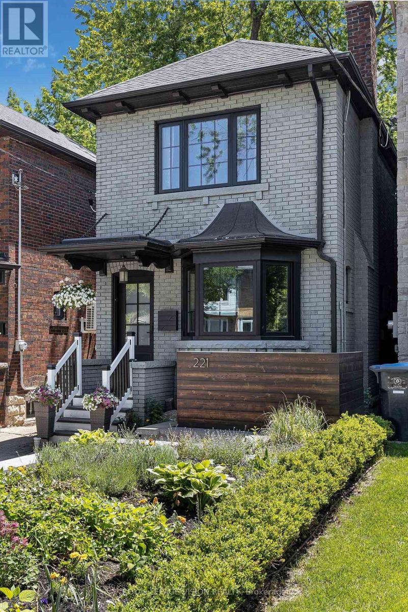 221 Bedford Park Avenue, Toronto, Ontario  M5M 1J4 - Photo 2 - C13287664