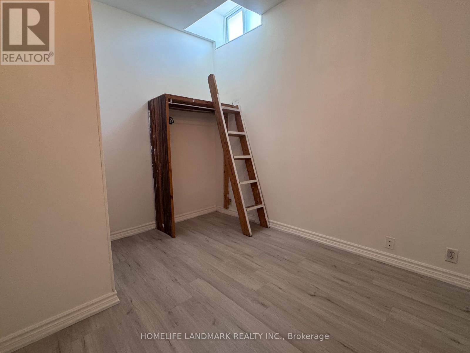 3rd Fl #2 - 450 Spadina Avenue, Toronto, Ontario  M5T 2G8 - Photo 6 - C13410106