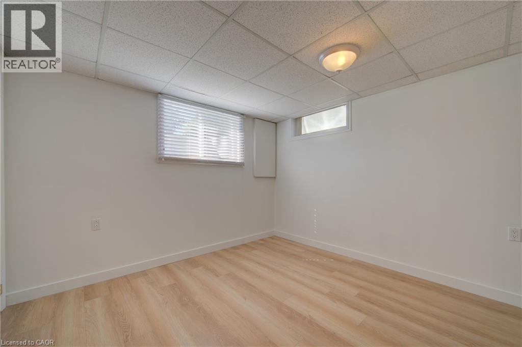 7 Harvest Court, Kitchener, Ontario  N2P 1T3 - Photo 18 - 40835205