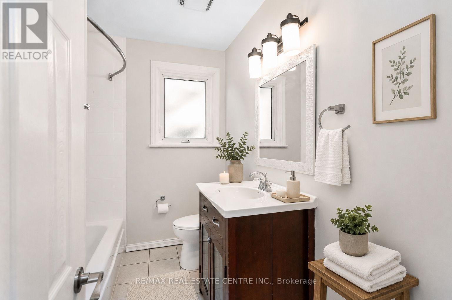 474 Seaton Drive, Oakville, Ontario  L6L 3Y5 - Photo 37 - W13247812