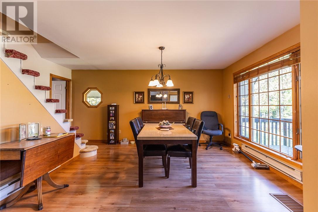 8 Beauchamp Drive, Espanola, Ontario  P5E 1R1 - Photo 11 - 2128359