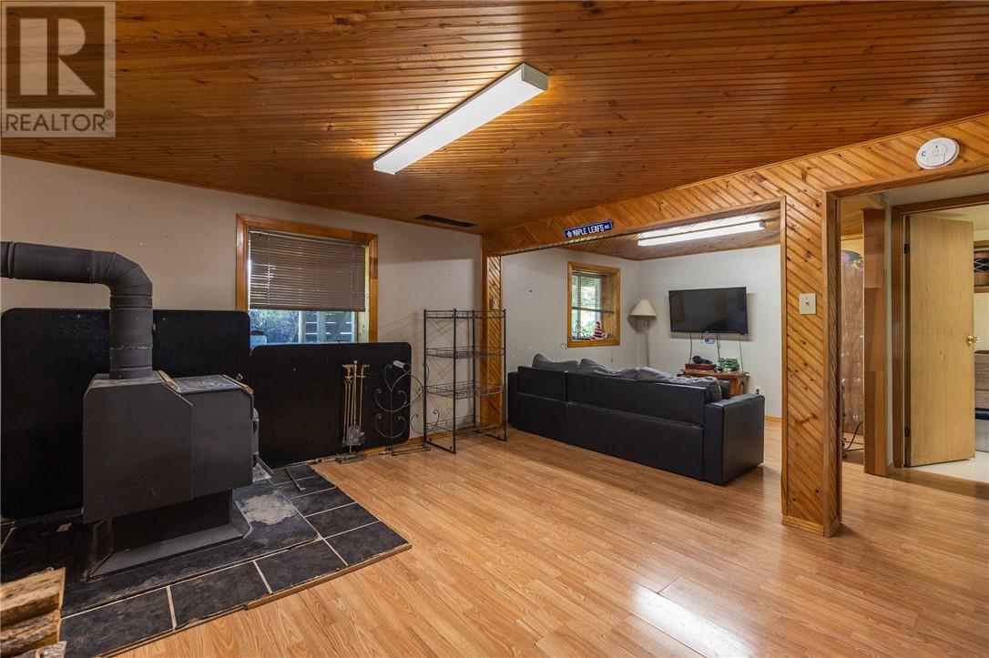 8 Beauchamp Drive, Espanola, Ontario  P5E 1R1 - Photo 28 - 2128359