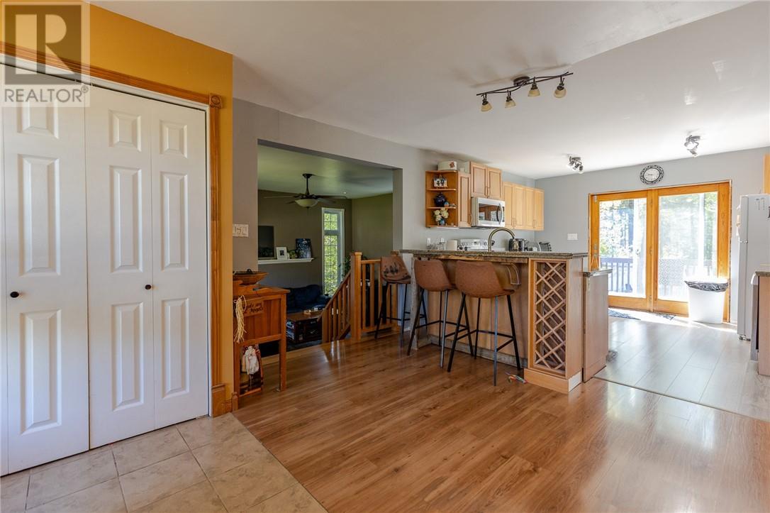 8 Beauchamp Drive, Espanola, Ontario  P5E 1R1 - Photo 6 - 2128359
