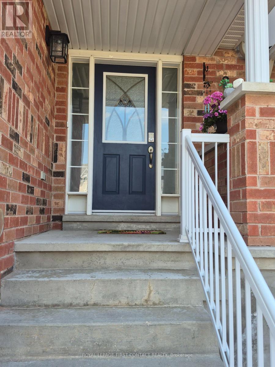 1768 Lamstone Street, Innisfil, Ontario  L9S 4W3 - Photo 2 - N13410118