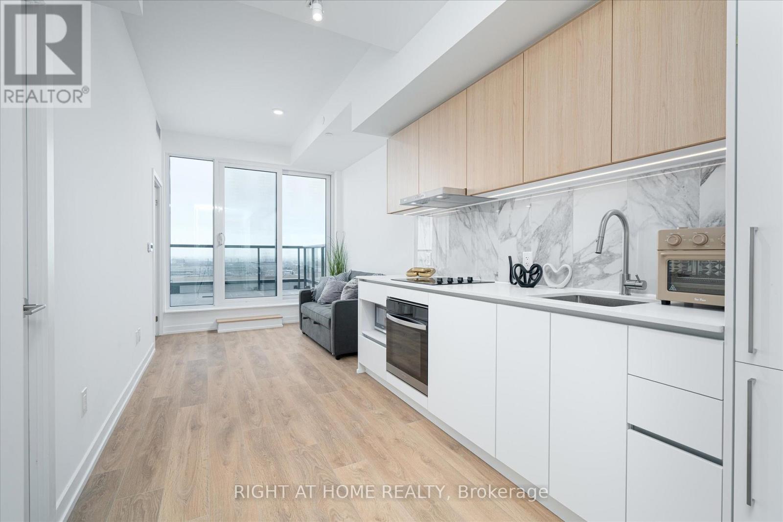 Lph12 - 1100 Sheppard Avenue W, Toronto, Ontario  M3J 0H1 - Photo 12 - W13410102