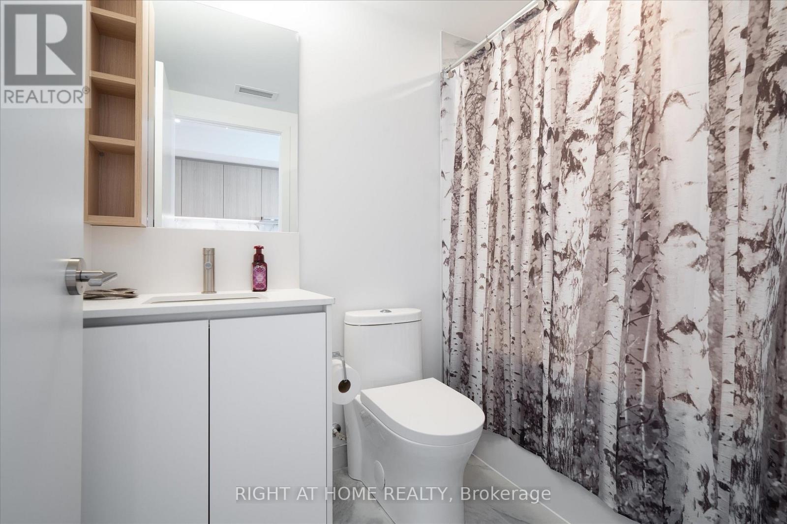 Lph12 - 1100 Sheppard Avenue W, Toronto, Ontario  M3J 0H1 - Photo 15 - W13410102
