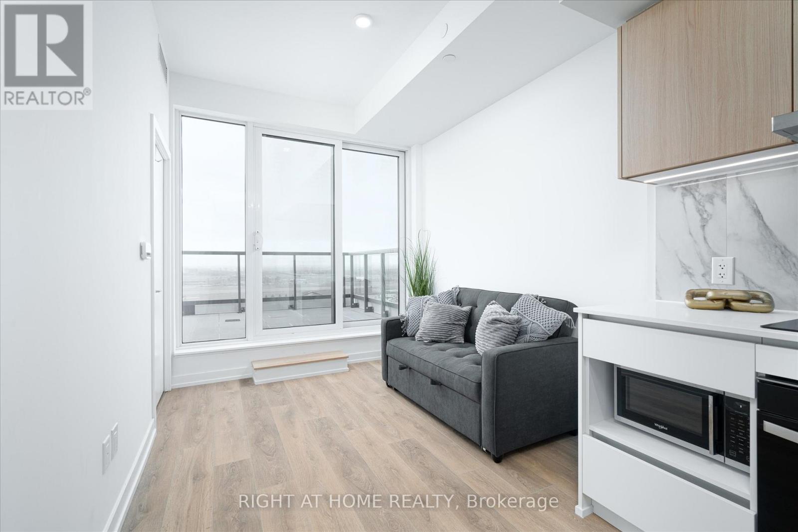 Lph12 - 1100 Sheppard Avenue W, Toronto, Ontario  M3J 0H1 - Photo 8 - W13410102