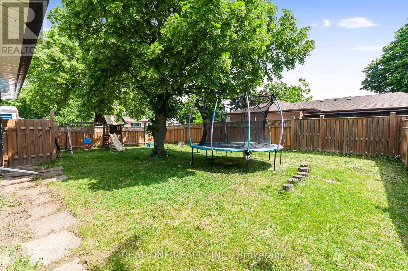 1 Grovenest Drive, Toronto, Ontario  M1E 4J2 - Photo 27 - E13249818