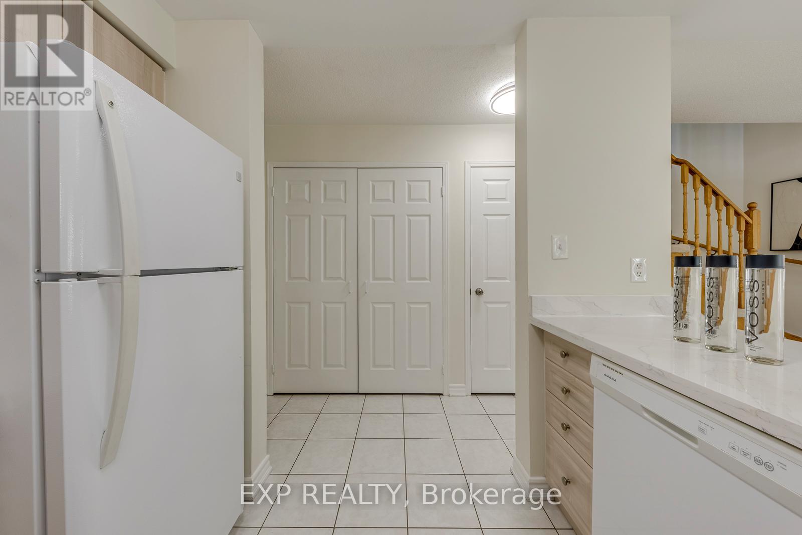 3079 Turbine Crescent, Mississauga, Ontario  L5M 6X1 - Photo 16 - W13239250