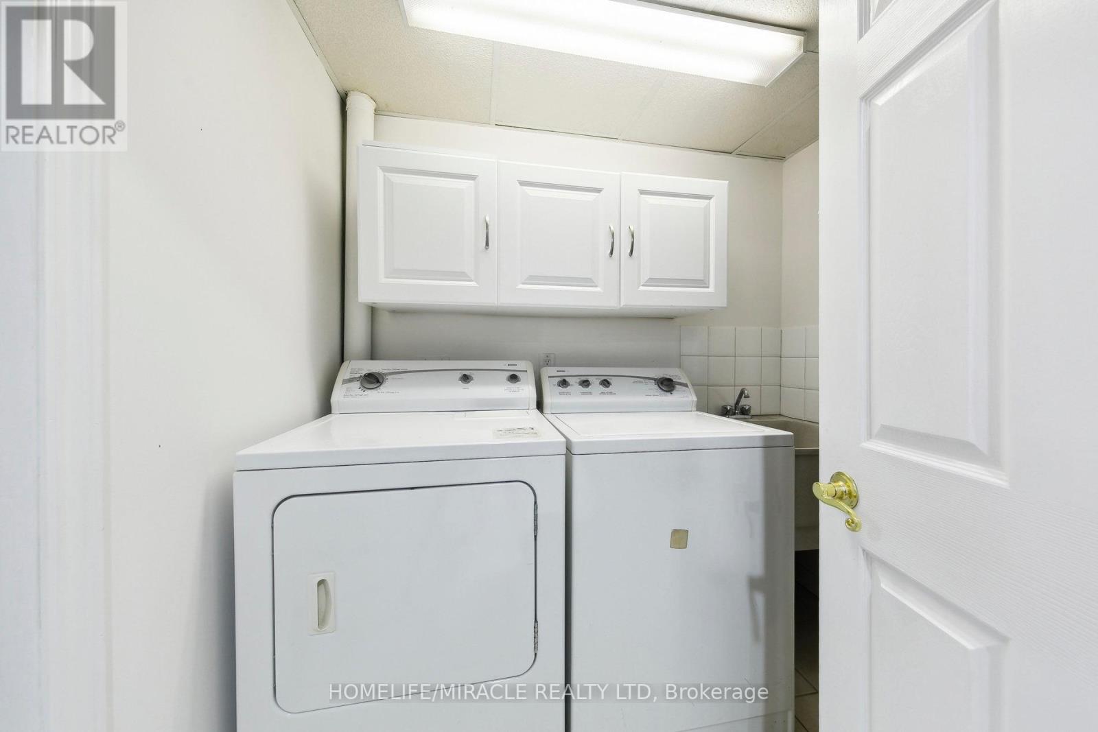 1612 Wavell Crescent, Mississauga, Ontario  L4X 1X1 - Photo 22 - W13288604
