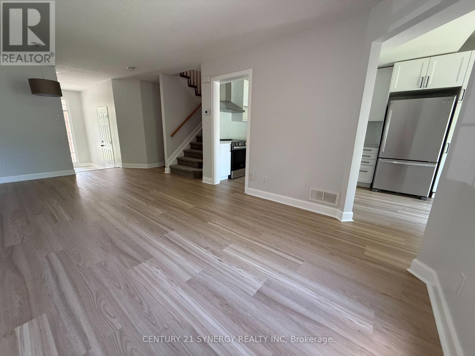 551 Wild Shore Crescent, Ottawa, Ontario  K1V 1S9 - Photo 4 - X13410154