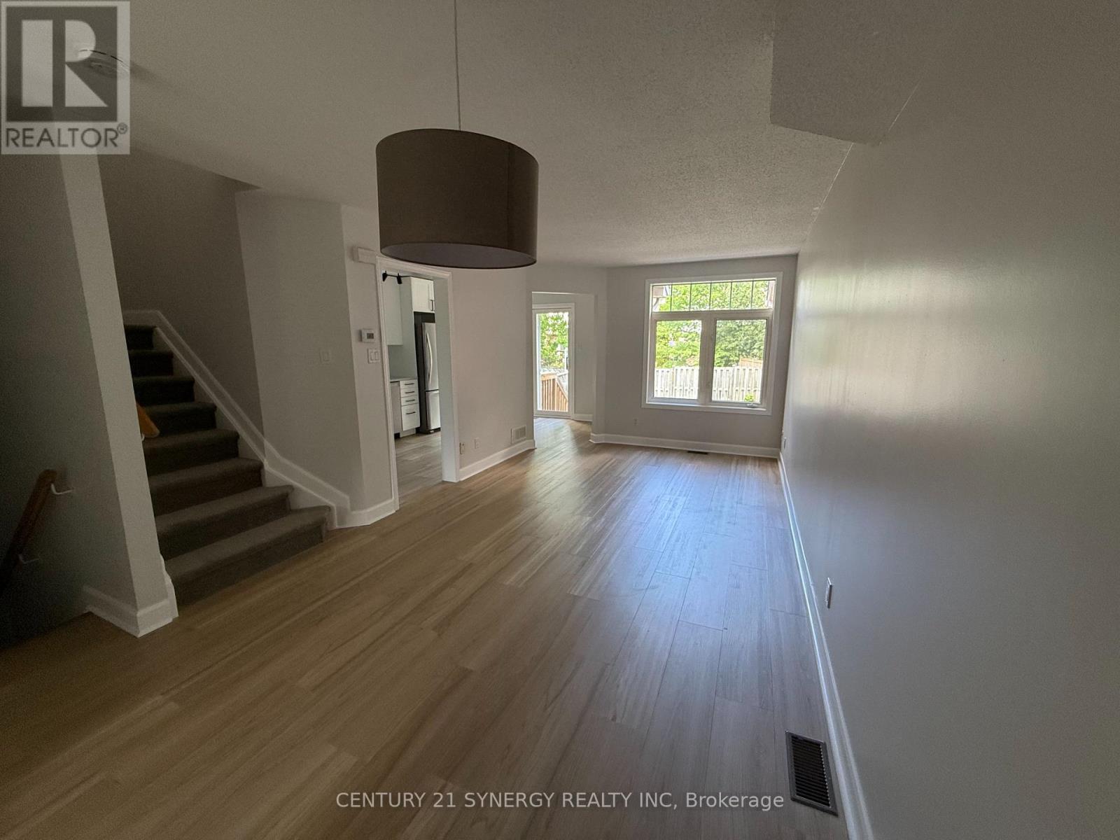 551 Wild Shore Crescent, Ottawa, Ontario  K1V 1S9 - Photo 5 - X13410154