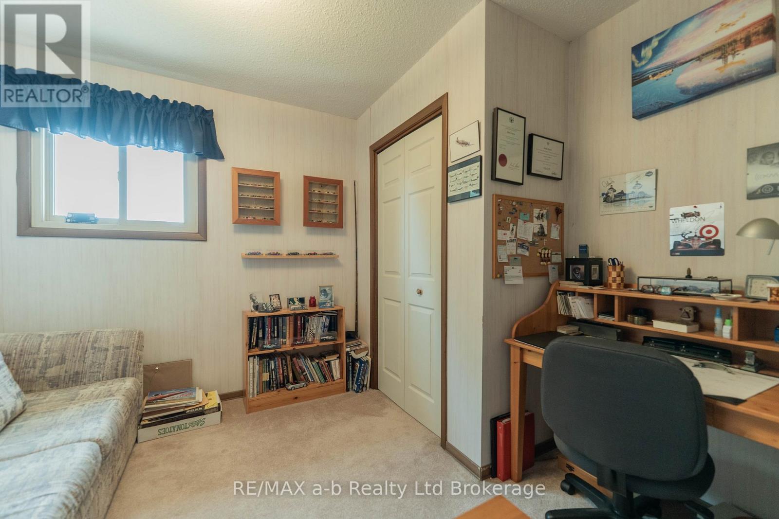 18 Denrich Avenue, Tillsonburg, Ontario  N4G 4W2 - Photo 27 - X13410160