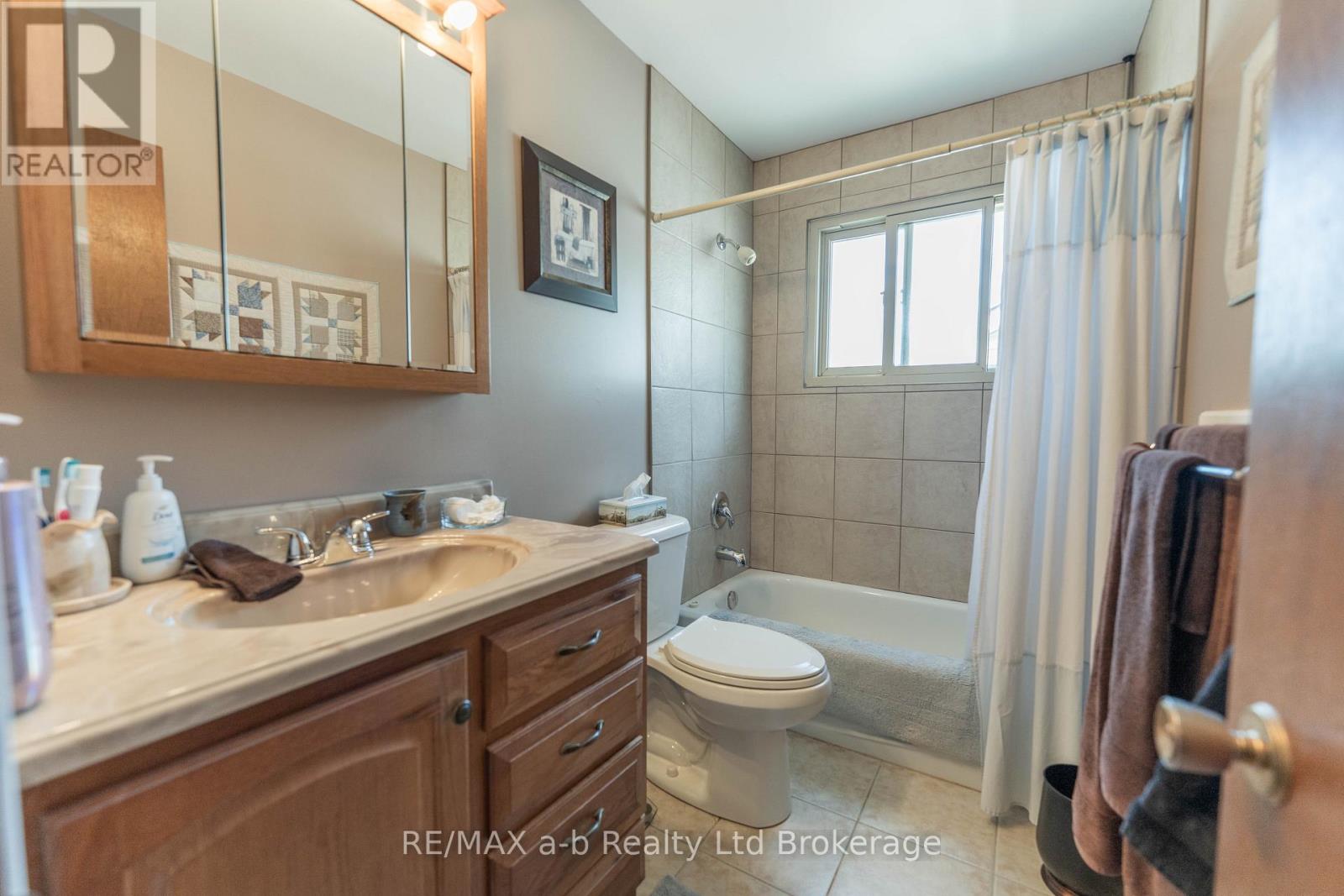 18 Denrich Avenue, Tillsonburg, Ontario  N4G 4W2 - Photo 28 - X13410160