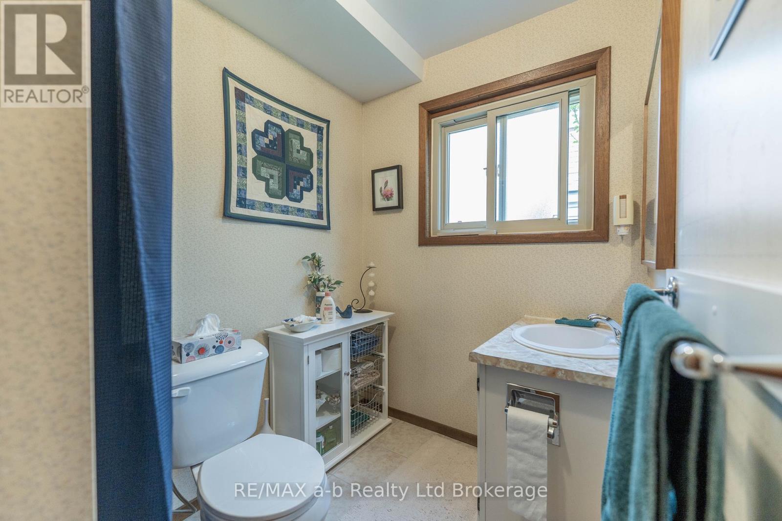 18 Denrich Avenue, Tillsonburg, Ontario  N4G 4W2 - Photo 31 - X13410160
