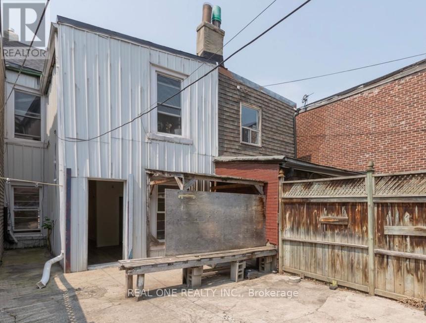 29 Kensington Avenue, Toronto, Ontario  M5T 2J8 - Photo 12 - C13410130