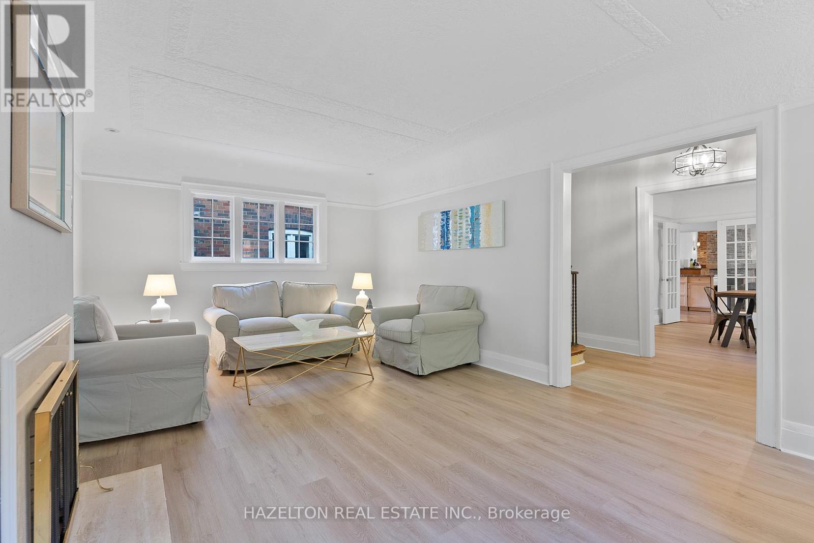 16 Wells Hill Avenue, Toronto, Ontario  M5R 3A6 - Photo 14 - C13410136