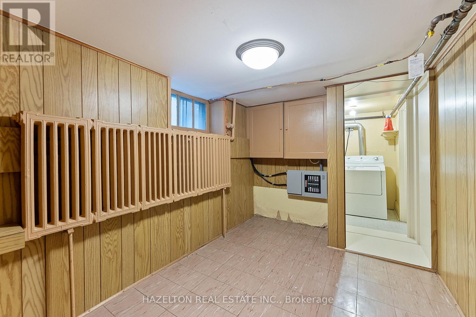 16 Wells Hill Avenue, Toronto, Ontario  M5R 3A6 - Photo 29 - C13410136