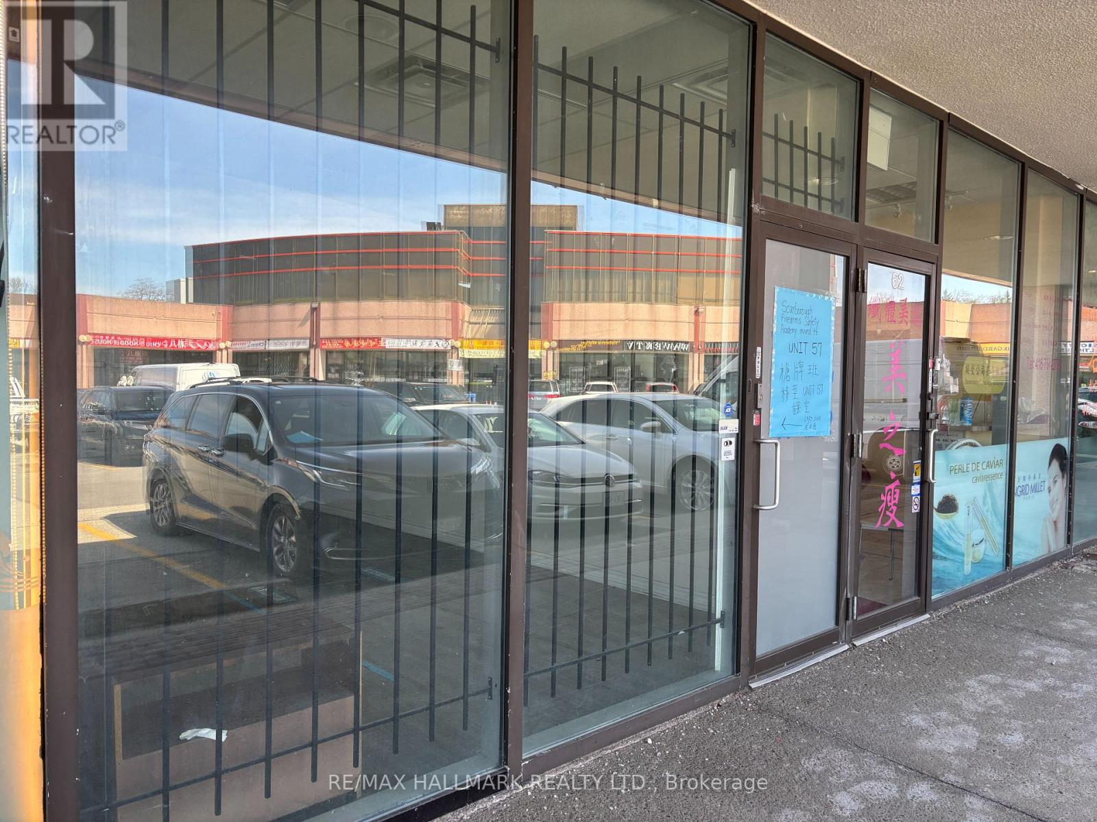 G61 - 8 Glen Watford Drive, Toronto, Ontario  M1S 2C1 - Photo 3 - E13410168