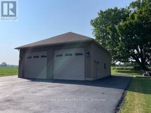 202306 6 Highway, Georgian Bluffs, Ontario  N4K 5N5 - Photo 4 - X13410124