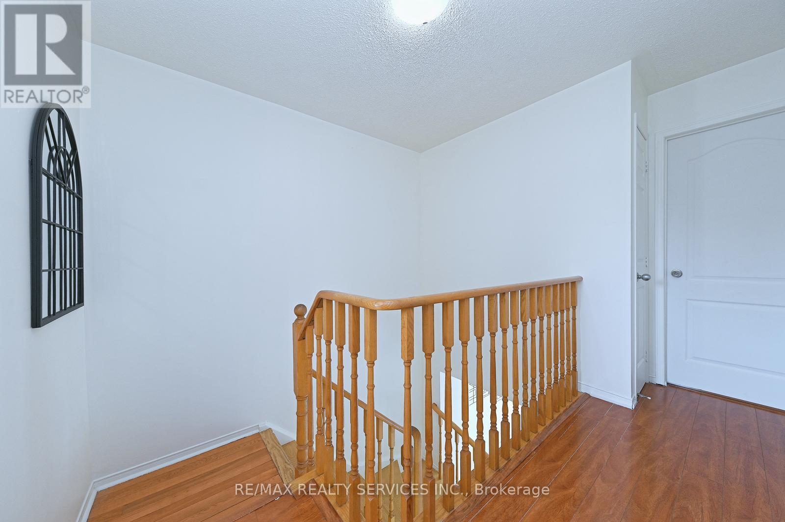 56 Mullis Crescent, Brampton, Ontario  L6Y 4T2 - Photo 18 - W13410148