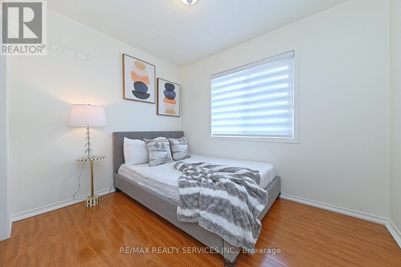 56 Mullis Crescent, Brampton, Ontario  L6Y 4T2 - Photo 20 - W13410148