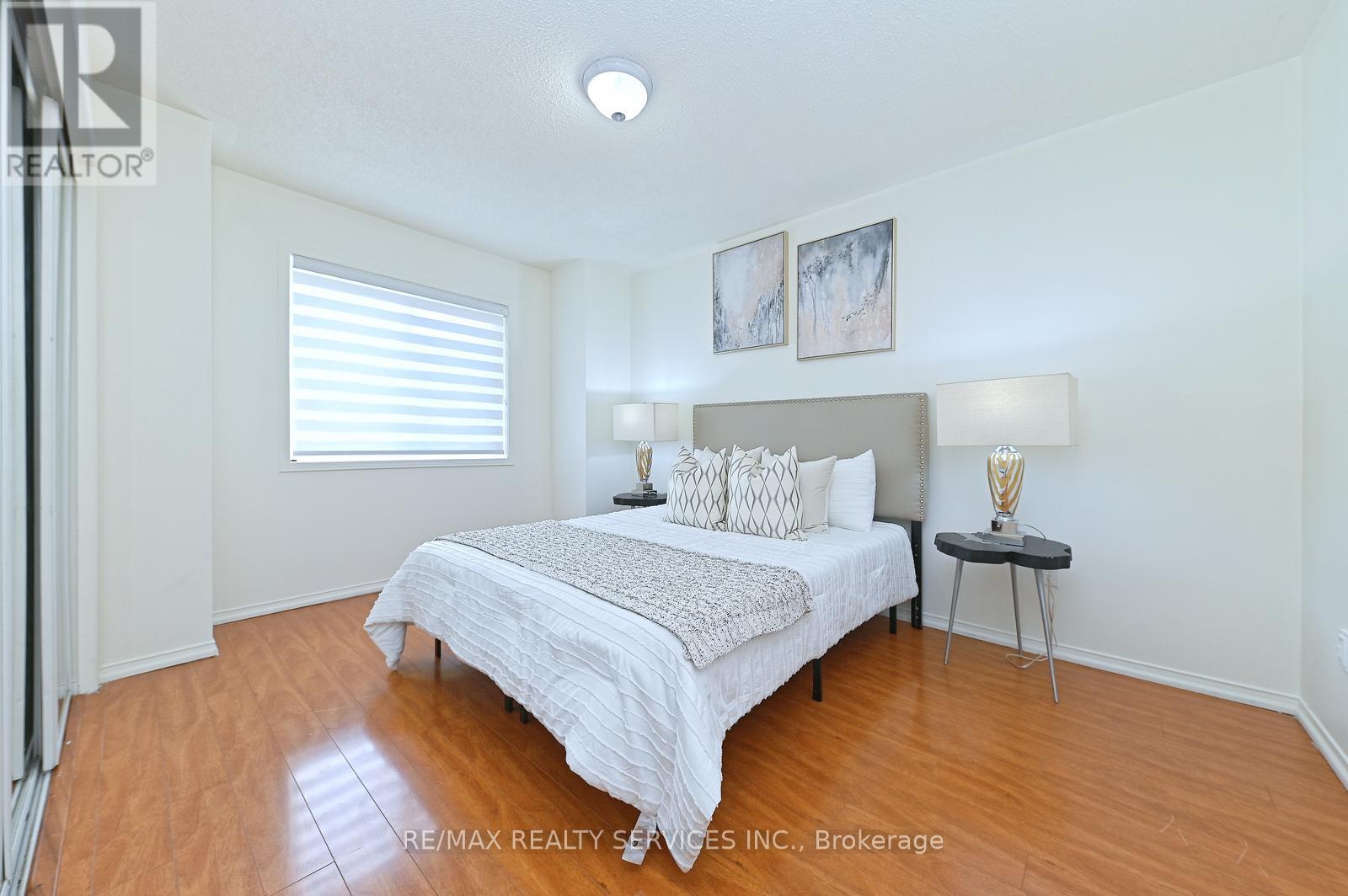 56 Mullis Crescent, Brampton, Ontario  L6Y 4T2 - Photo 21 - W13410148