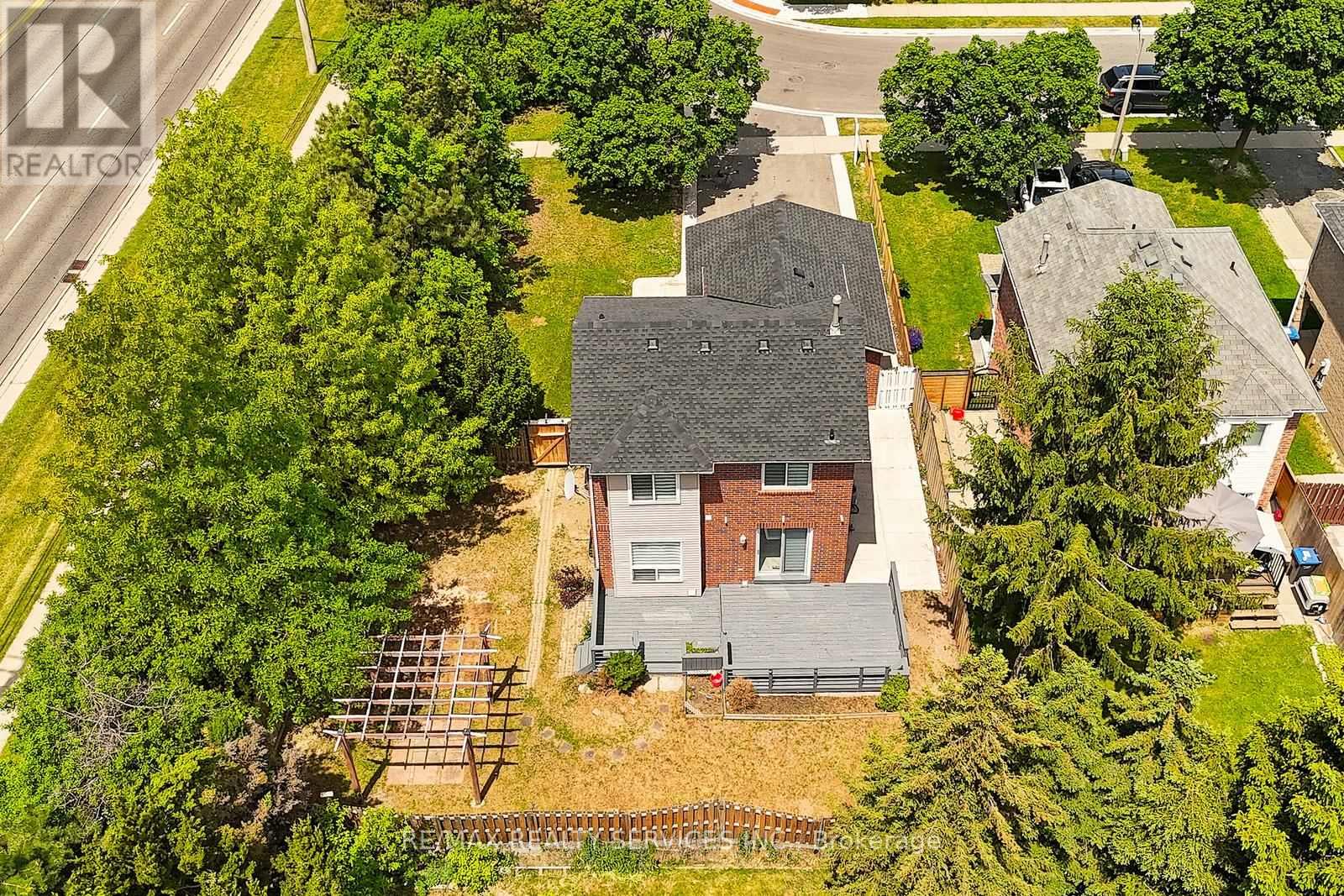 56 Mullis Crescent, Brampton, Ontario  L6Y 4T2 - Photo 41 - W13410148