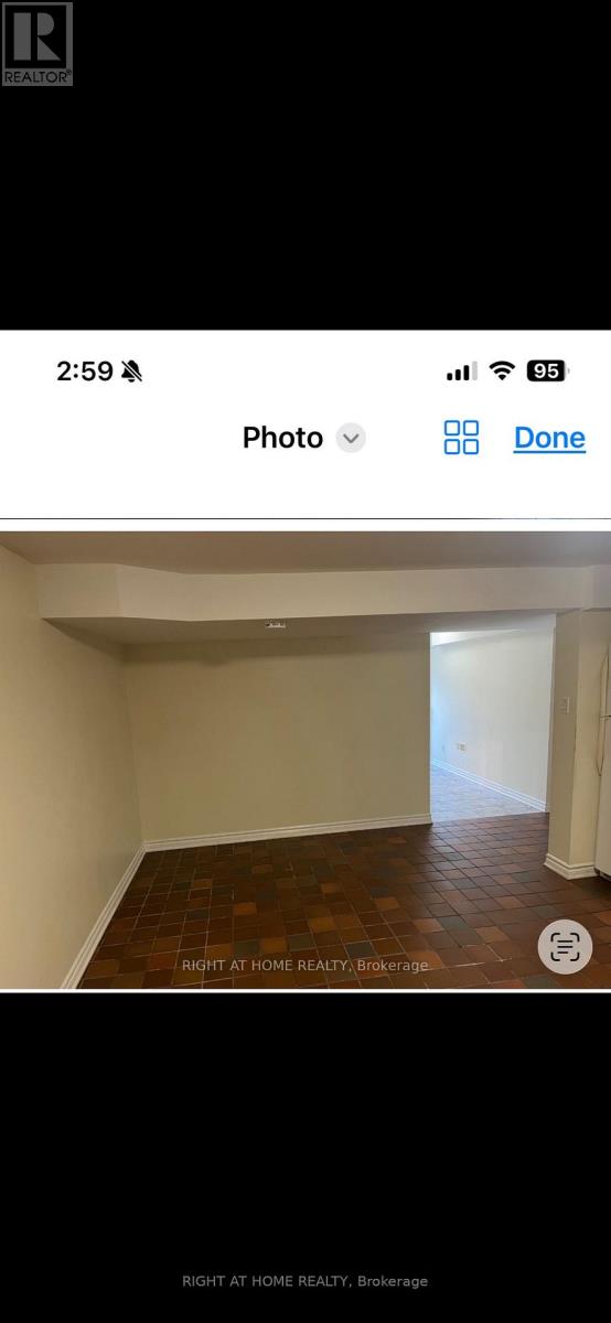 86 Langside Avenue, Toronto, Ontario  M9N 3P4 - Photo 2 - W13410158