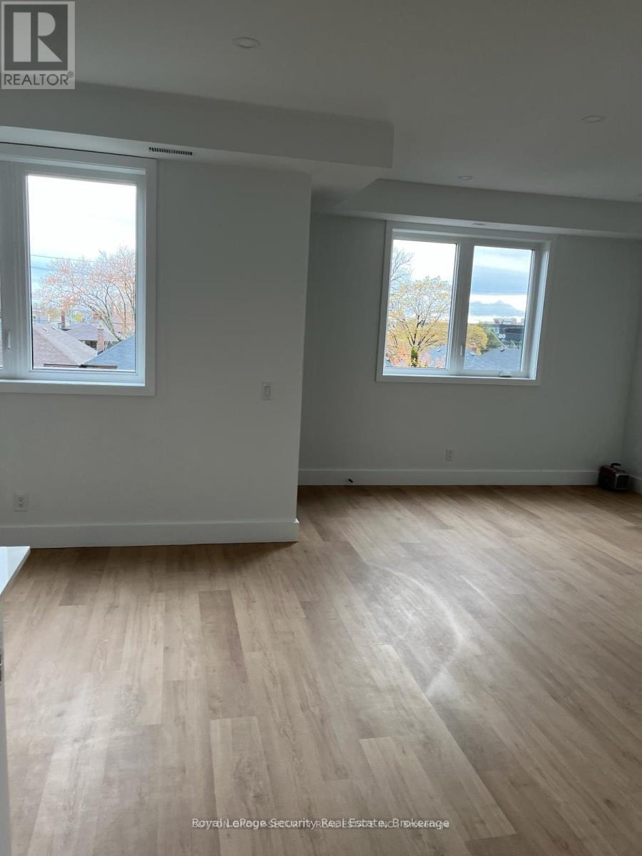 2 - 70 Chamberlain Avenue, Toronto, Ontario  M6E 4K1 - Photo 14 - W13410170