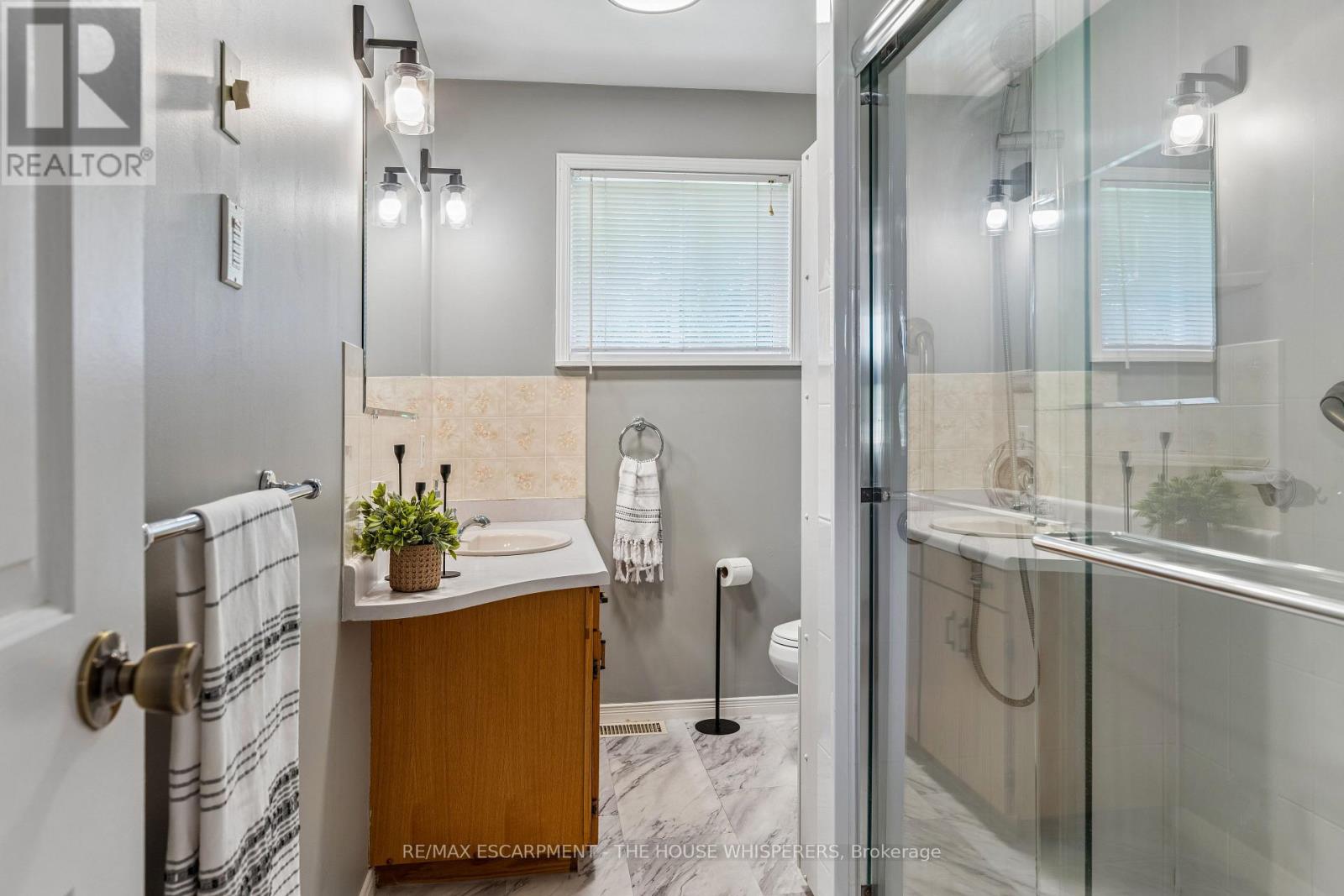 1250 Arkell Road, Milton, Ontario  N1H 6H8 - Photo 13 - W13265804