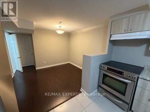 182 Timber Lane, Vaughan, Ontario  L4L 3J9 - Photo 6 - N13239032