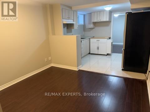 182 Timber Lane, Vaughan, Ontario  L4L 3J9 - Photo 7 - N13239032