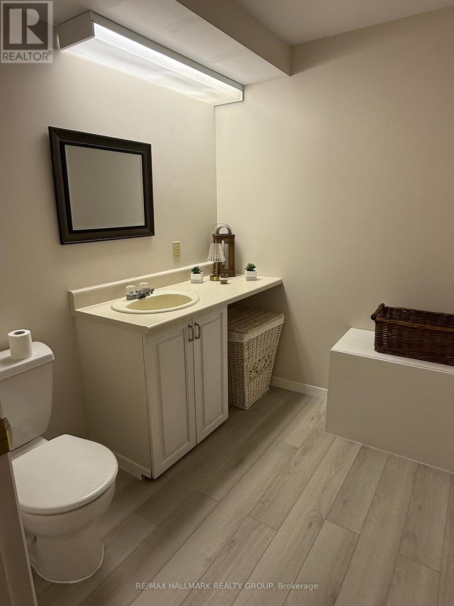 1850 Thornecrest Street, Ottawa, Ontario  K1C 6K8 - Photo 45 - X13016124