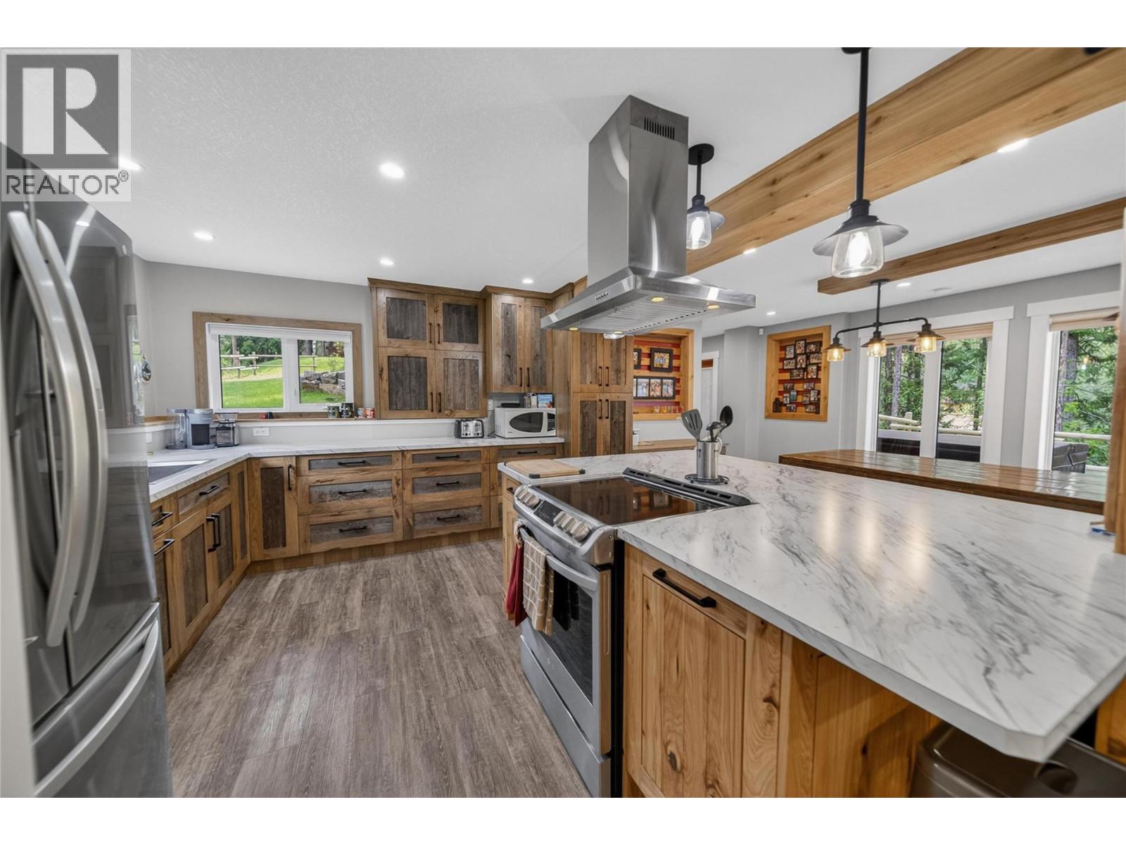 3061 Westside Road, Moyie, British Columbia  V0B 2A0 - Photo 5 - 10390216