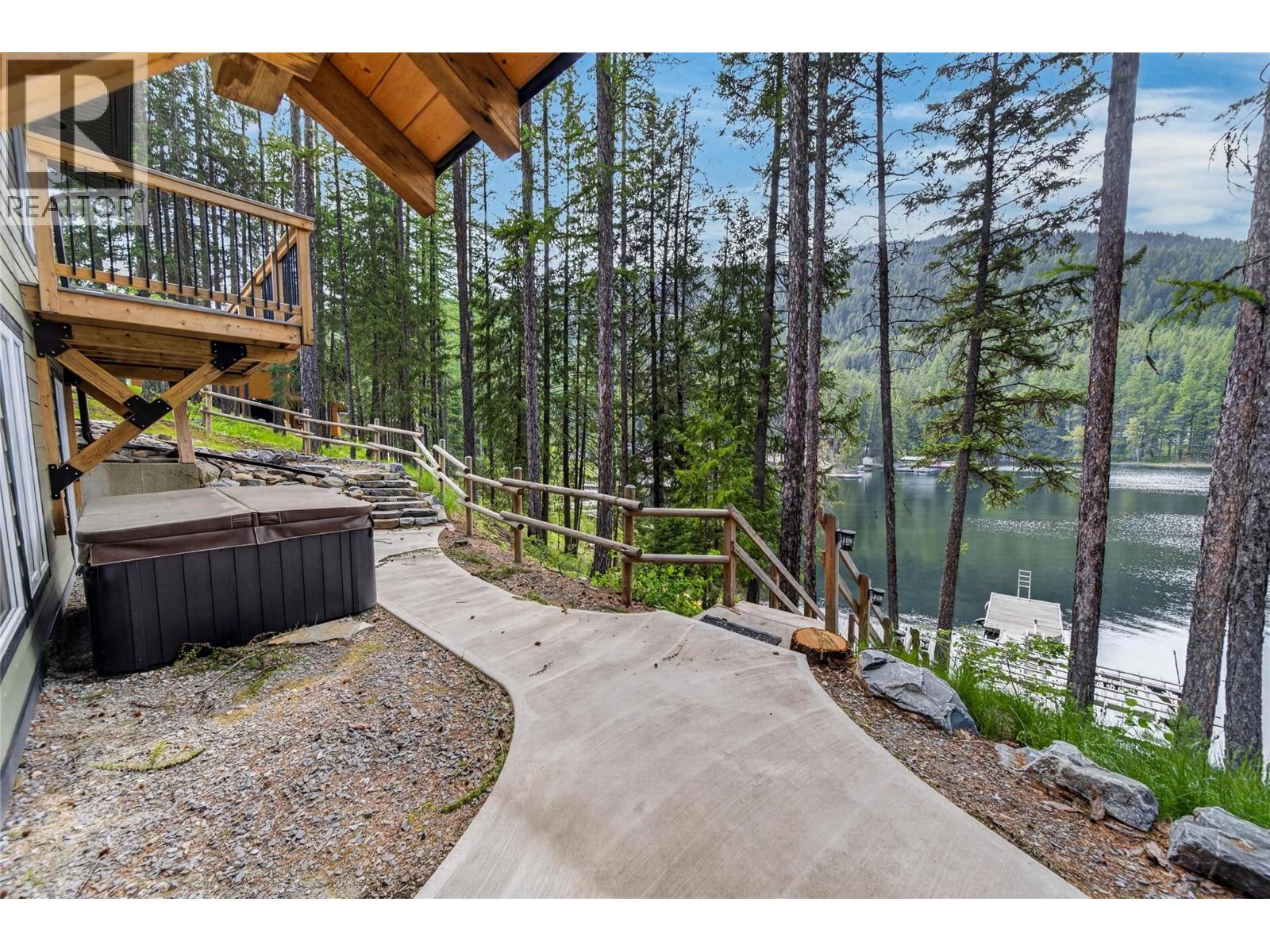3061 Westside Road, Moyie, British Columbia  V0B 2A0 - Photo 24 - 10390216