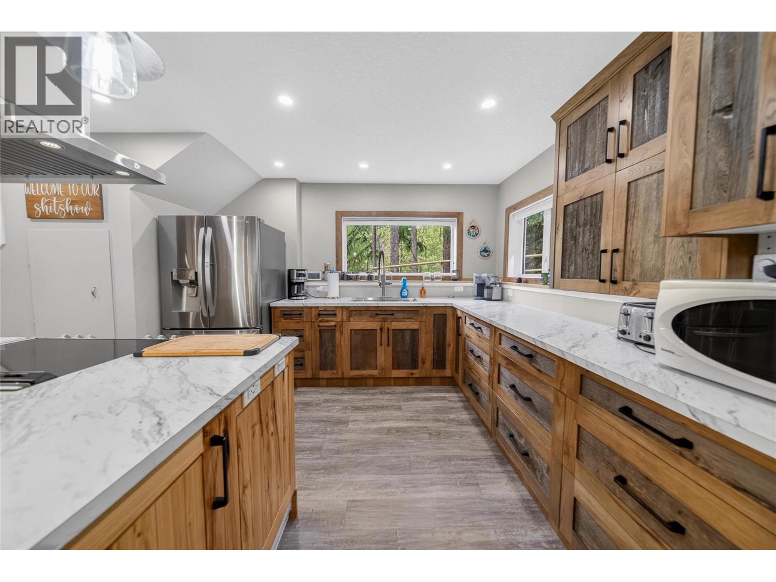 3061 Westside Road, Moyie, British Columbia  V0B 2A0 - Photo 7 - 10390216