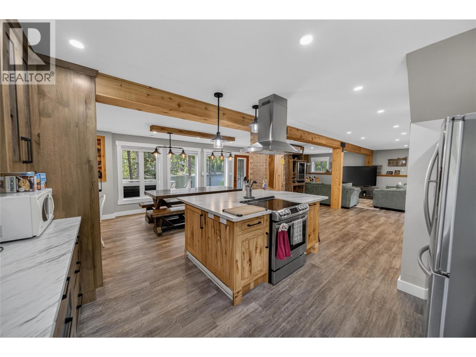 3061 Westside Road, Moyie, British Columbia  V0B 2A0 - Photo 8 - 10390216